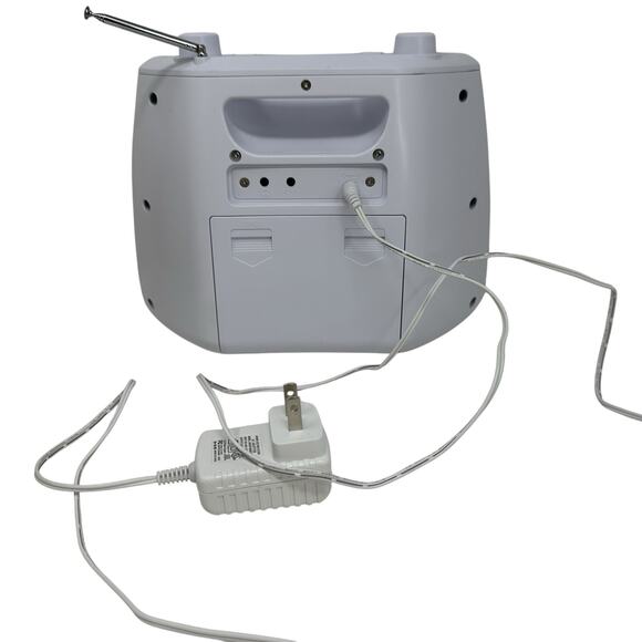 JENSEN CD-565 Portable Bluetooth CD FM Radio White w/CD AC Adapter - Picture 6 of 7